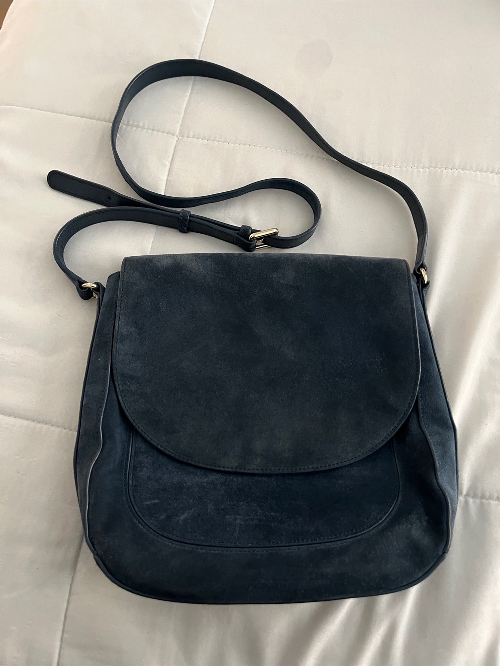 Neely& Chloe suede saddle bag